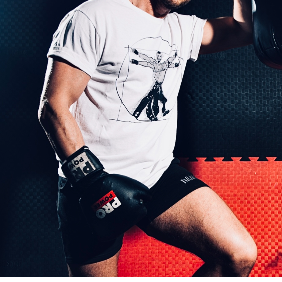 A firm hand & muscle